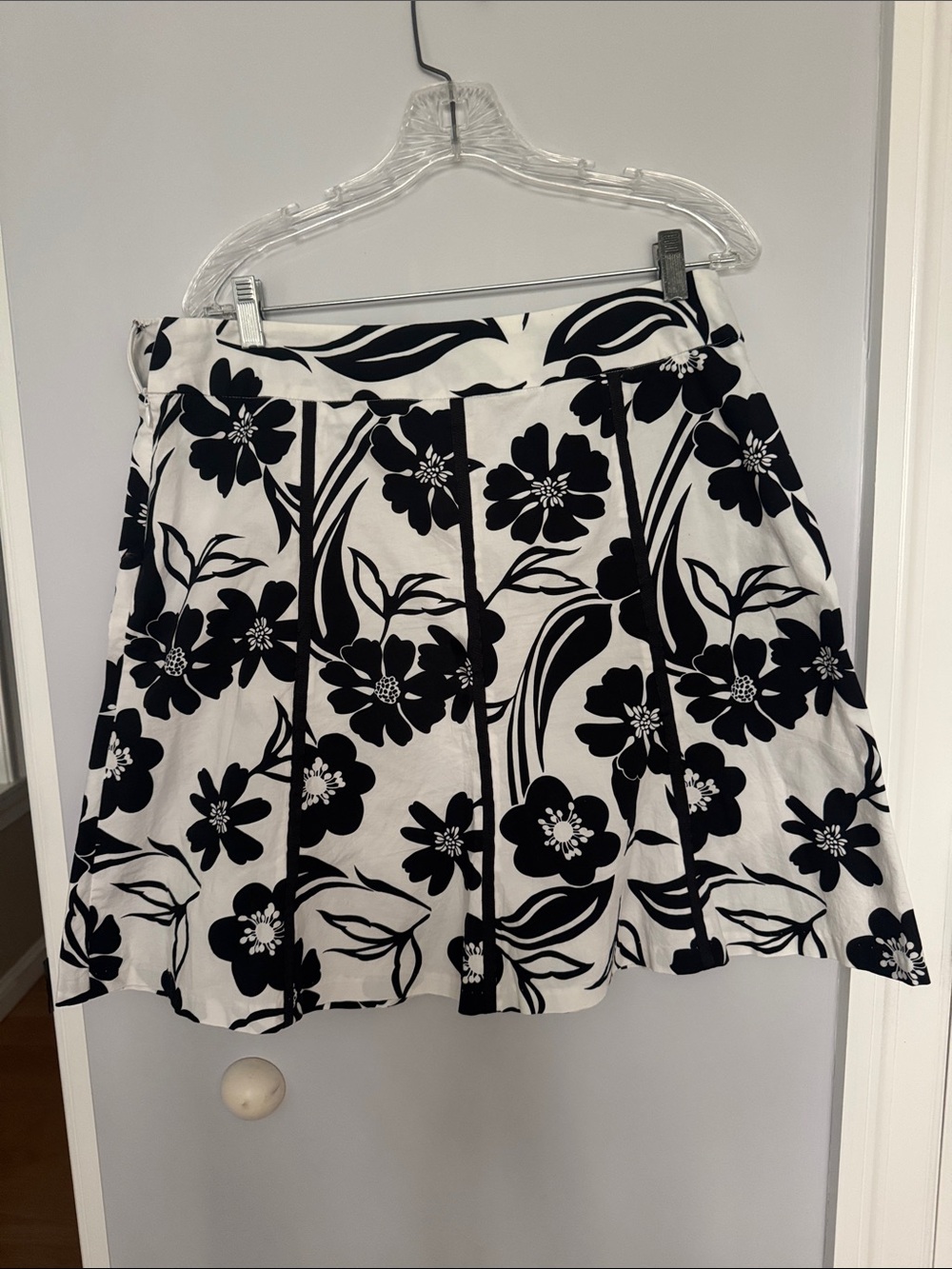 Apt. 9 Black & White Floral Skater Skirt